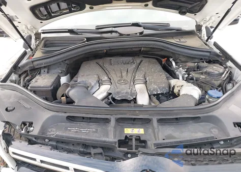 2018 Mercedes-Benz Gls 550 4Matic z USA, uszkodzony, nr VIN 4JGDF7DE0JB002640